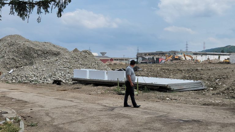 FOTO: În Iași, consumul a luat locul productivității