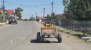 FOTO: "Șoferul" se afla în crâșma de lângă drum