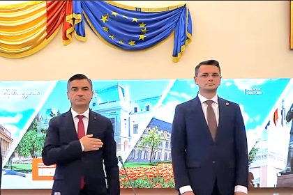 FOTO: Chirica vrea să îl "înfunde" pe cumătrul viceprimarului Juravle (dreapta)