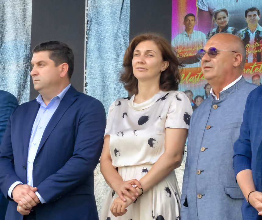 FOTO: Bogdan Cojocaru, Roxana Necula și Maricel Popa