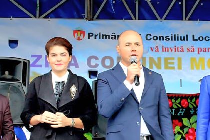 FOTO: Alina Apostol, unul dintre cei mai populari primari din Iași si Alexandru Muraru, fratele controversatului ambasador al României în America, Andrei Muraru
